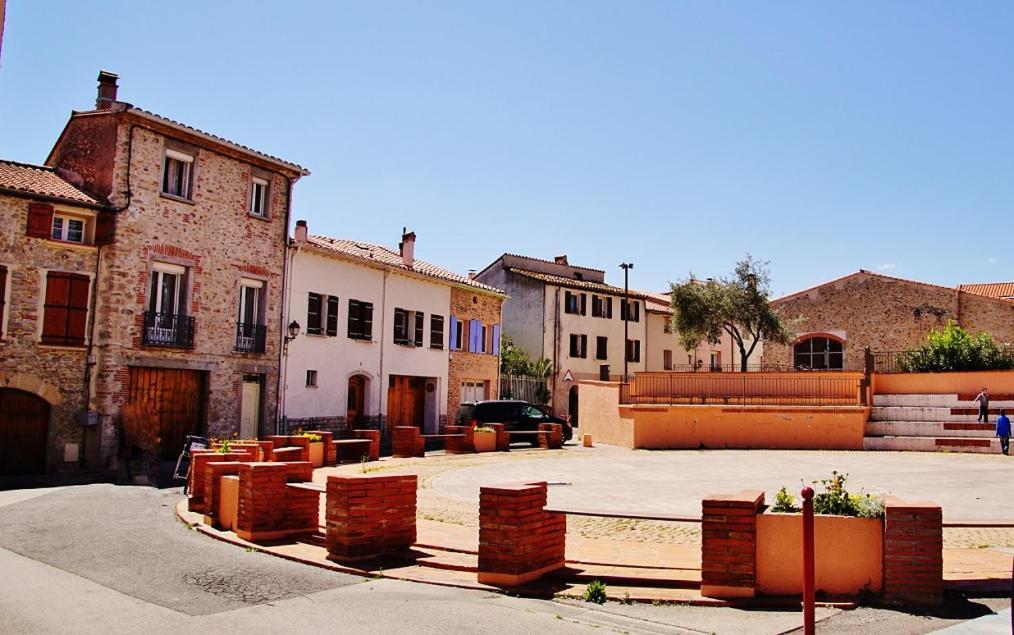 Appartement Centre Ville Du Boulou Pour 2 Adultes-2 Enfants- Check In 17H-21H--Juillet-Aout Reservation De 7 Jours Mini Le Boulou Esterno foto